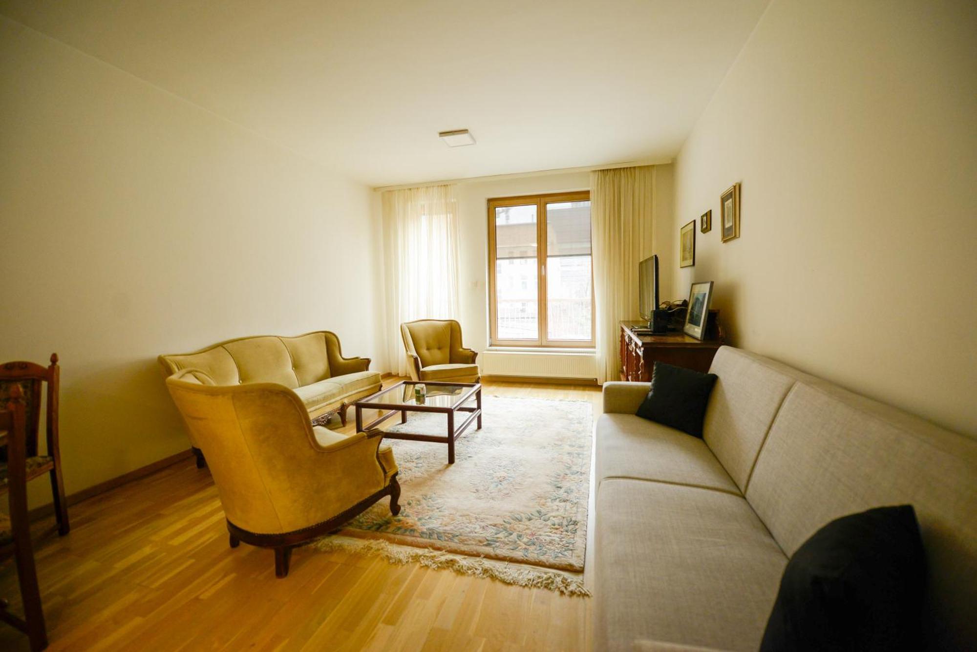 Escape Apartment *